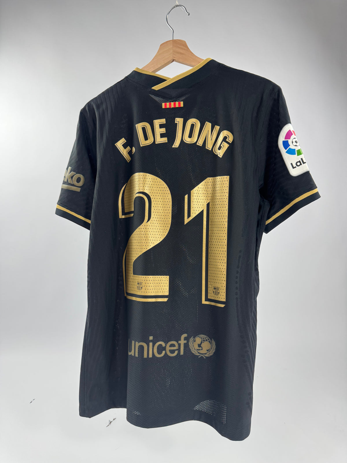 2020/21 NIKE FC BARCELONA AWAY JERSEY DE JONG 21 (L) AUTHENTIC PLAYER VERSION