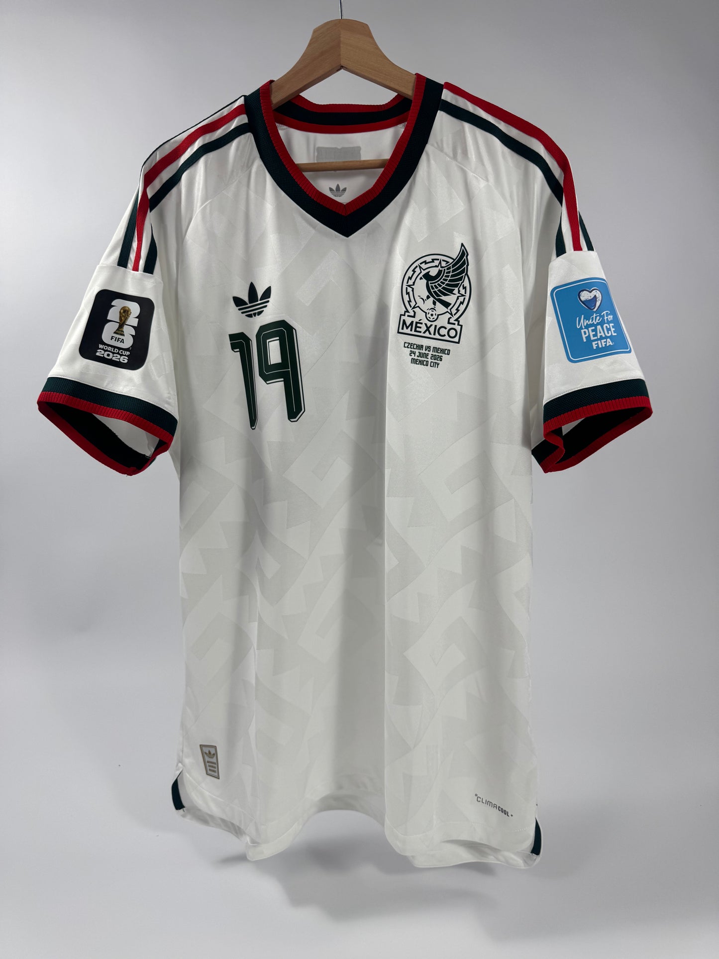 2026 WORLD CUP ADIDAS MEXICO AWAY JERSEY GILBERTO MORA 19 (XL)MEXICO VS CZECHIA