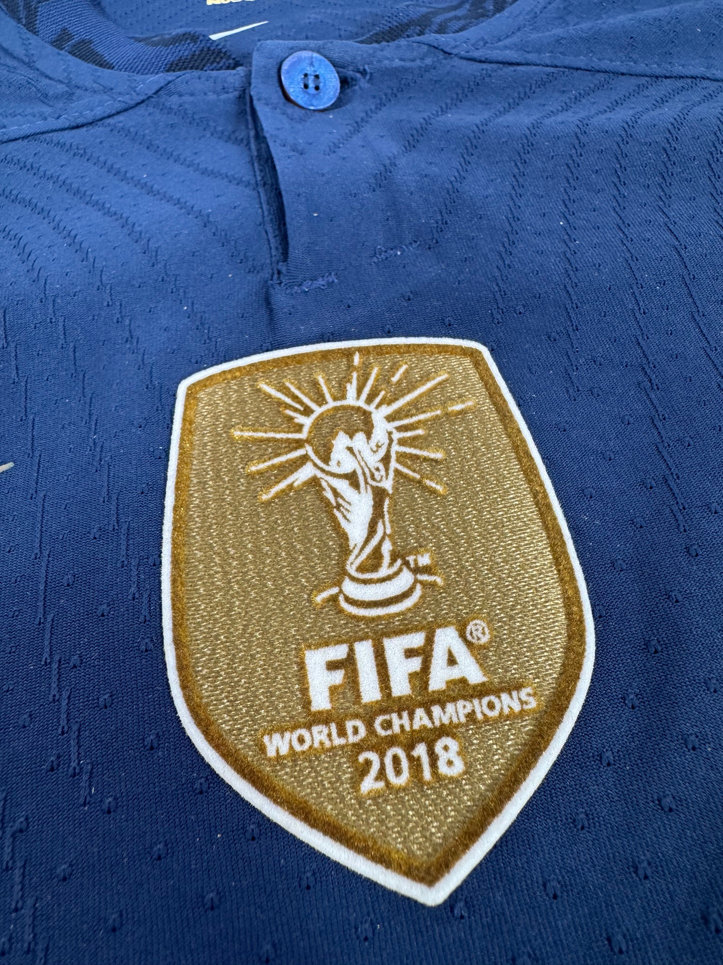 2022 NIKE FRANCE HOME JERSEY AUTHENTIC PLAYER VERSOON NEW WITH TAGS MBAPPE 10 (L)