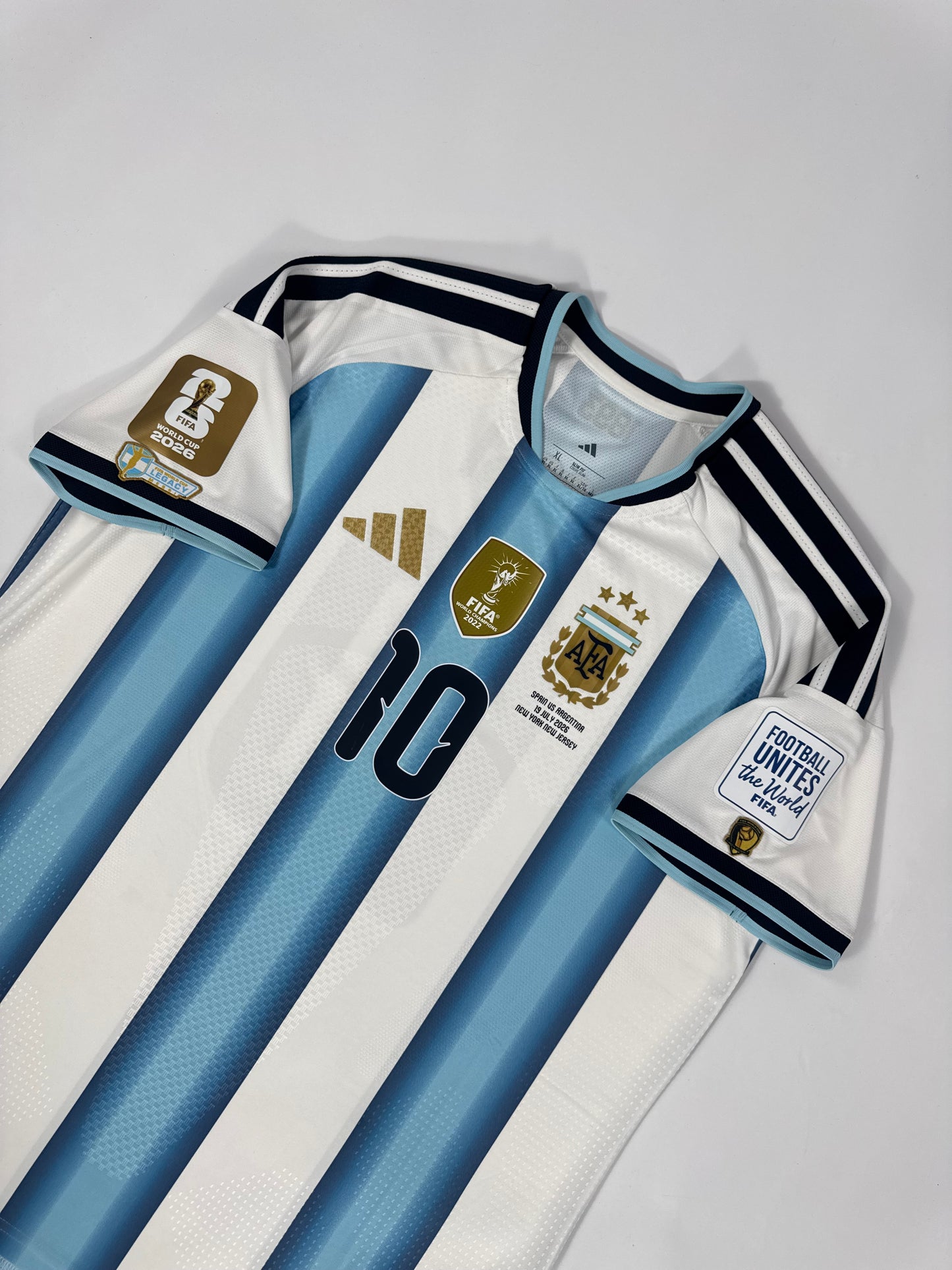 2026 ADIDAS ARGENTINA WORLD CUP FINAL HOME JERSEY LIONEL MESSI (XL)