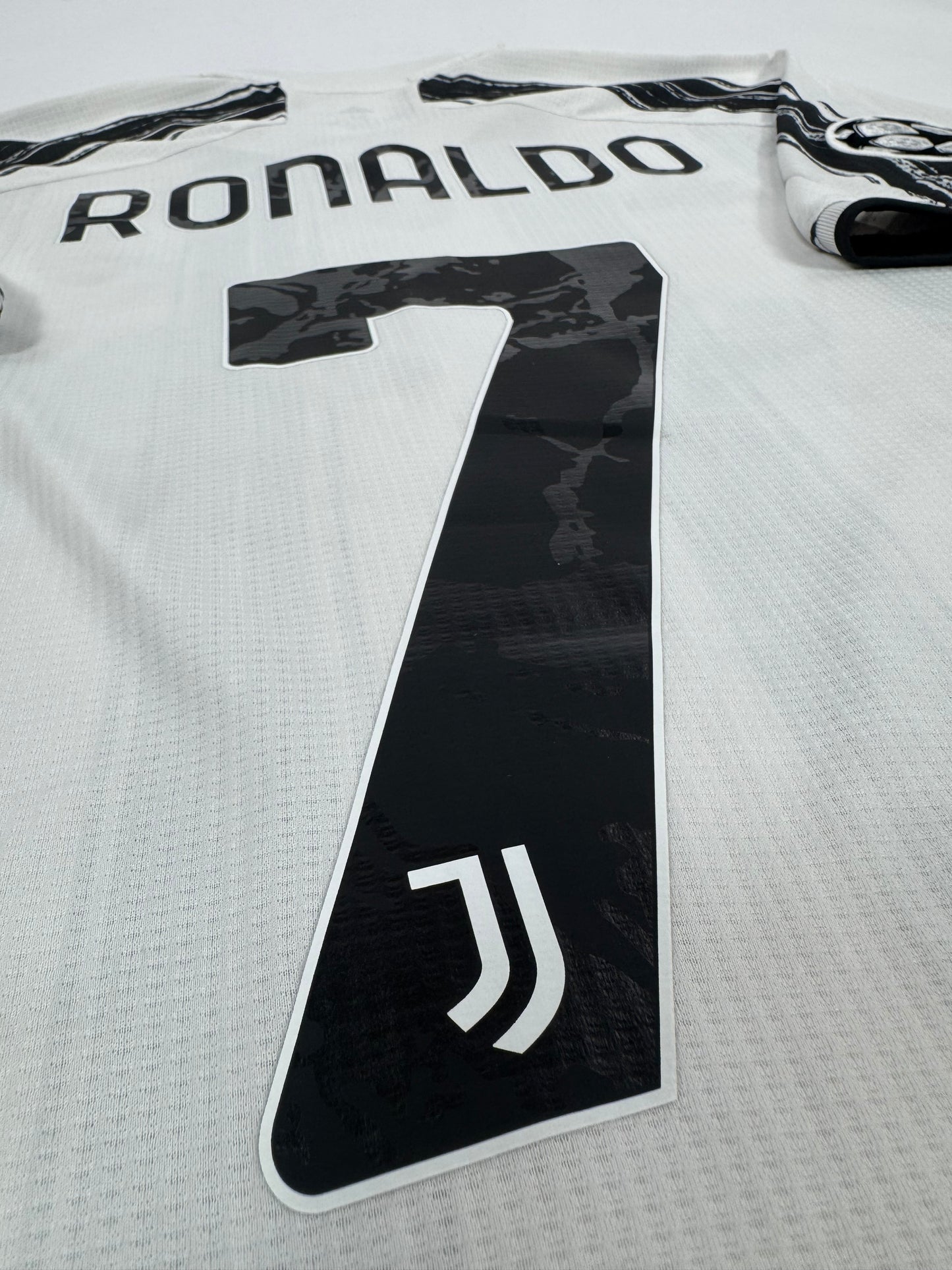 2020/21 ADIDAS JUVENTUS HOME JERSEY RONALDO 7 AUTHENTIC PLAYER VERSION (M)