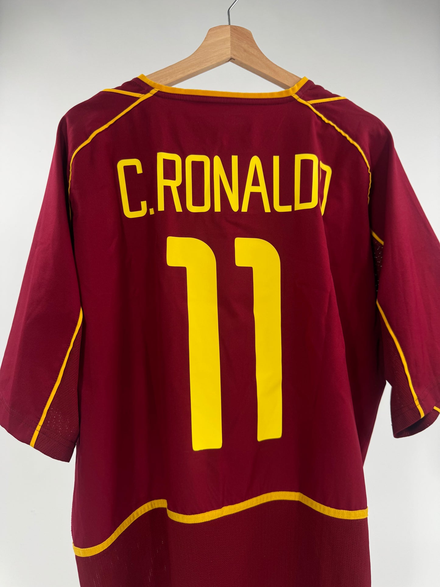 2003 NIKE PORTUGAL HOME JERSEY CRISTIANO RONALDO 7 (XL)