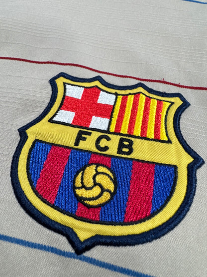 2003/04 NIKE FC BARCELONA AWAY JERSEY RONALDINHO 10 (XL)
