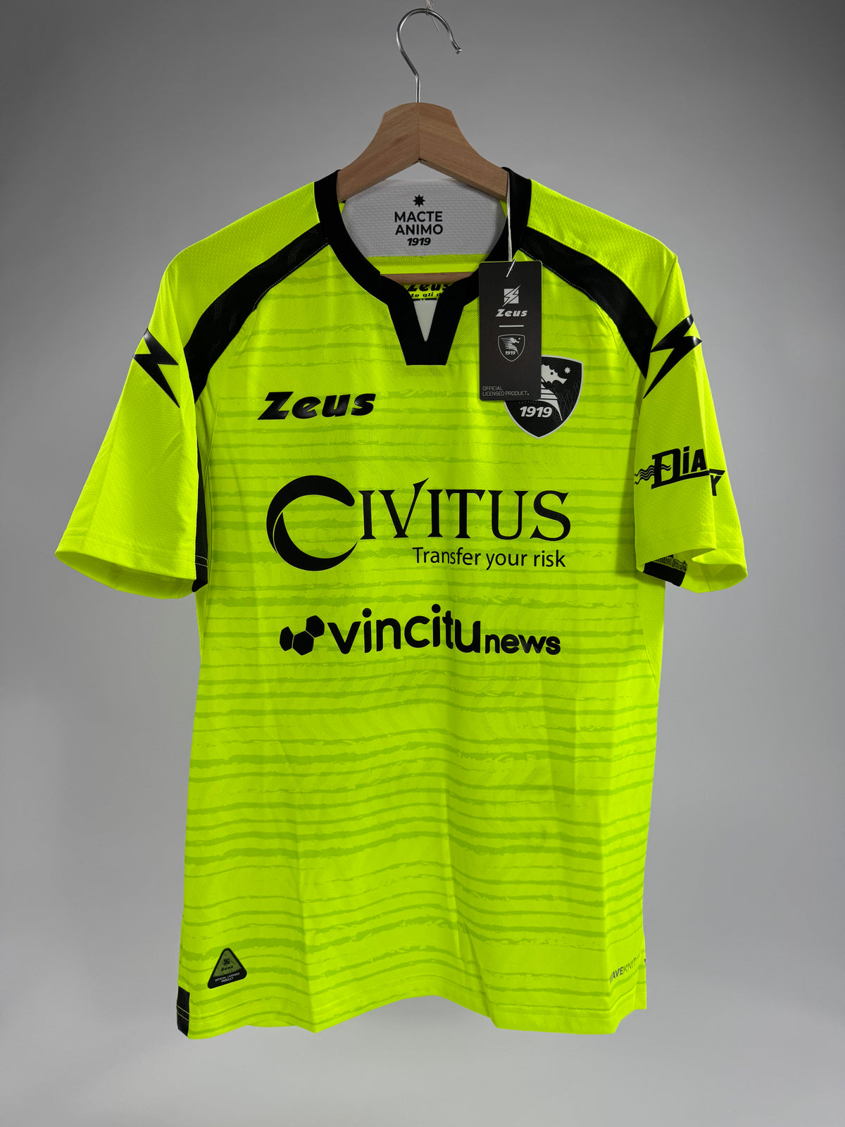 2024 ZEUS US SALERNITANA GK JERSEY OCHOA 13 (M) NEW WITH TAGS PLAYER VERSION