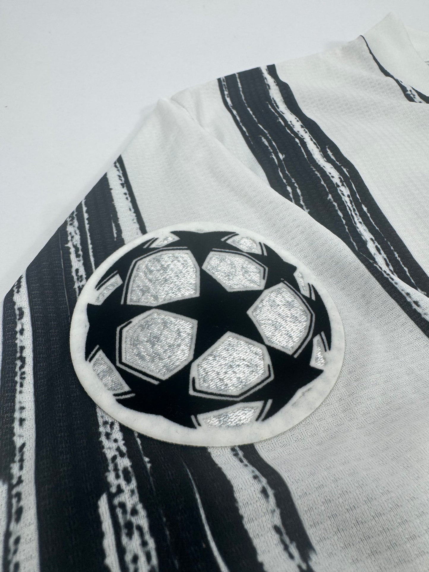 2020/21 ADIDAS JUVENTUS HOME JERSEY RONALDO 7 AUTHENTIC PLAYER VERSION (M)