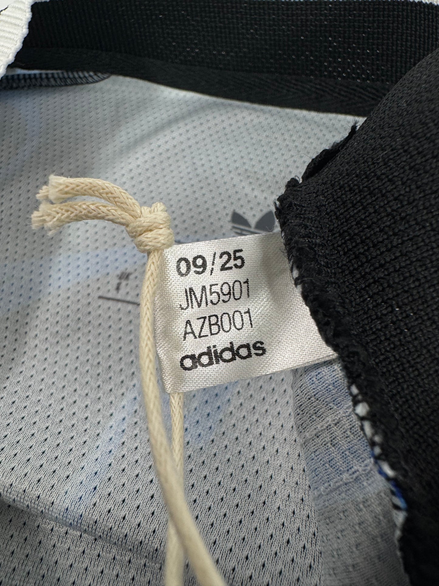 2026 ADIDAS ARGENTINA AWAY JERSEY MESSI 10 AUTHENTIC PLAYER VERSION (L)