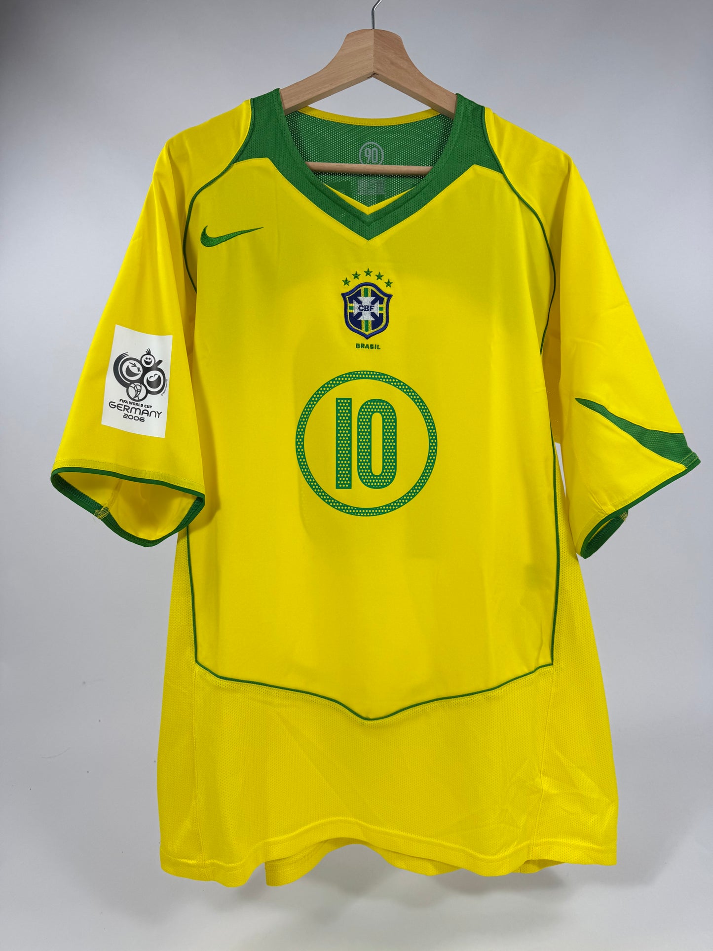 2004/05 NIKE T90 Brazil Home Jersey RONALDINHO 10-(XL)