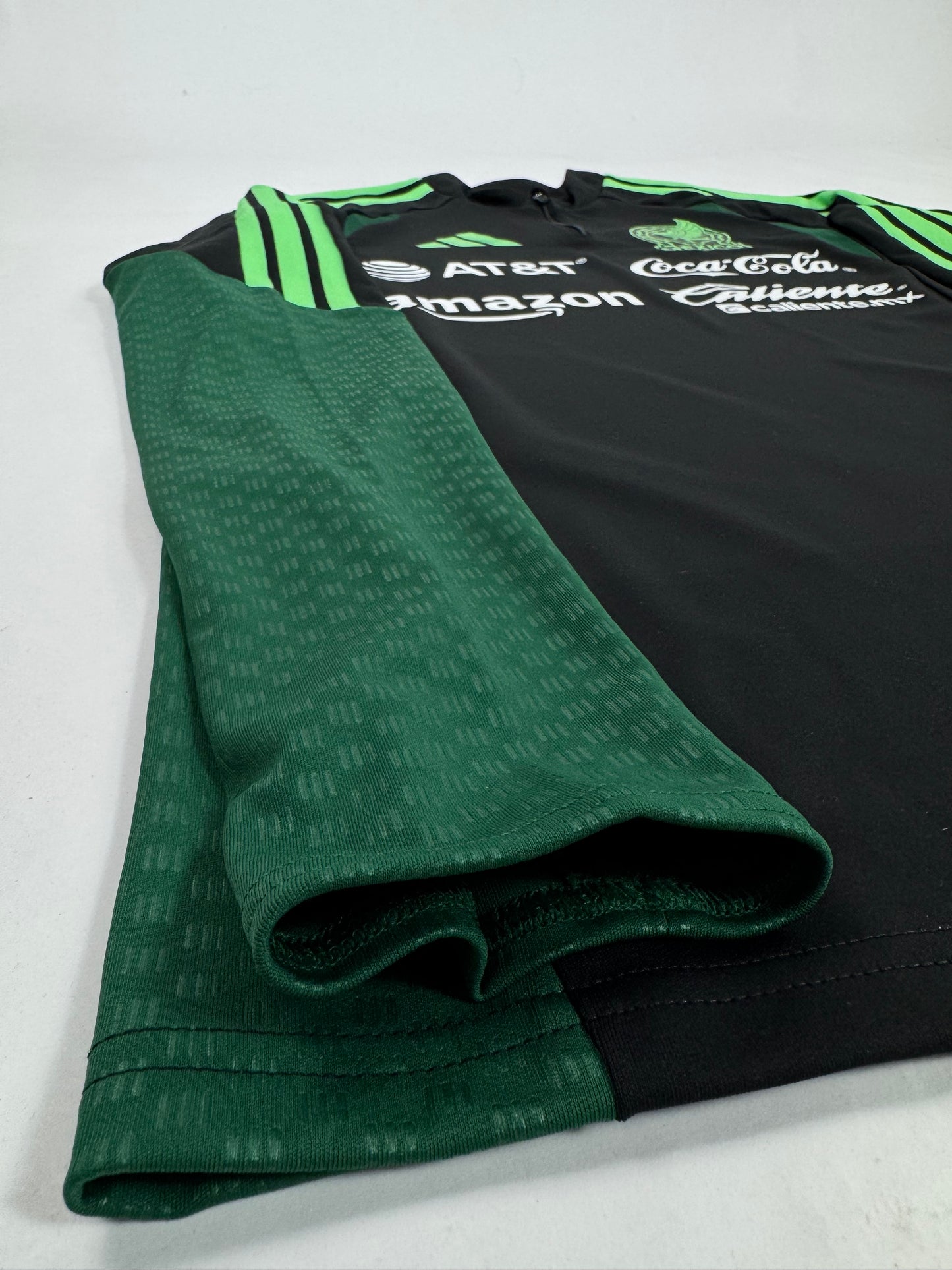 2026 Adidas Mexico Training Pullover UTILERIA-(XL)