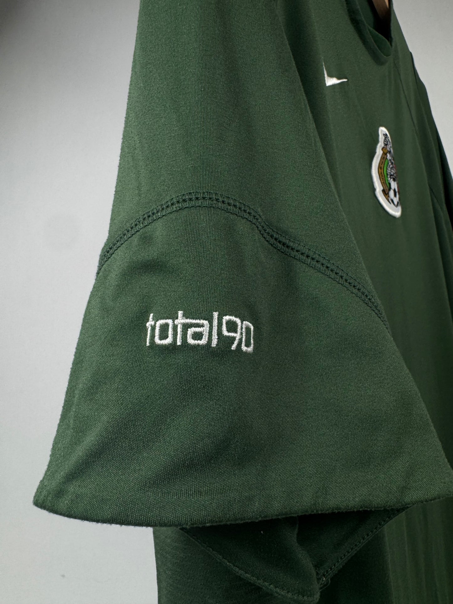 2005 NIKE T90 Mexico Training Jersey-(L)