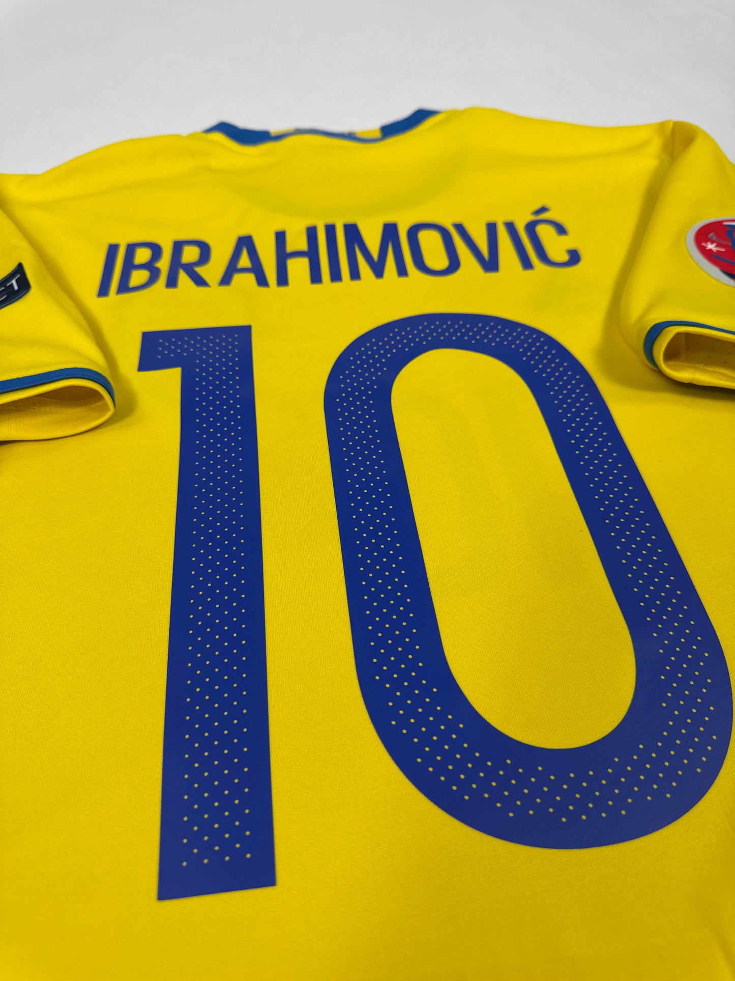 2016 ADIDAS SWEDEN HOME JERSEY IBRAHIMOVIC 10-(M)