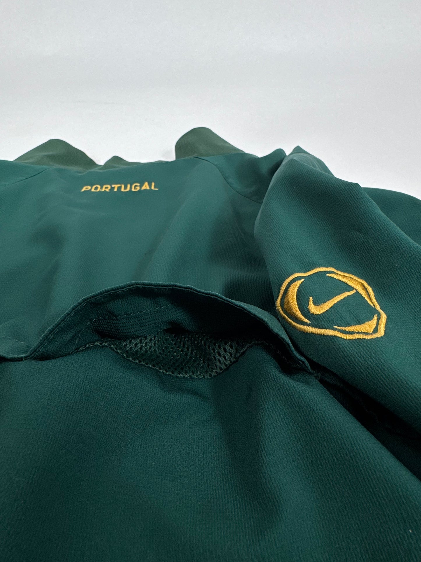 2006 NIKE PORTUGAL JACKET-(M)