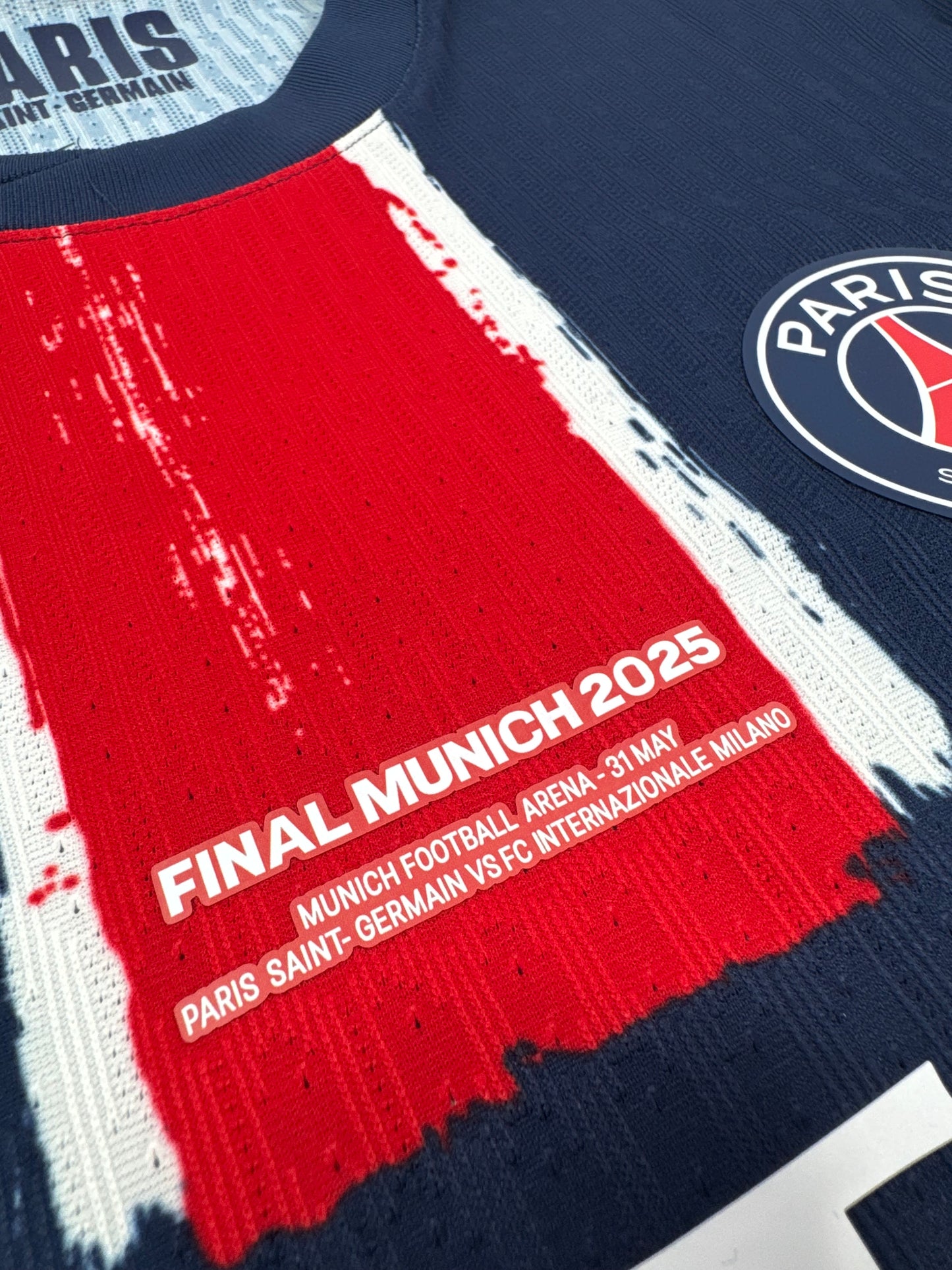 24/24 NIKE DRIF-FIT ADV PSG Home Jersey UCL FINAL DOUE 14-NEW WITH TAGS