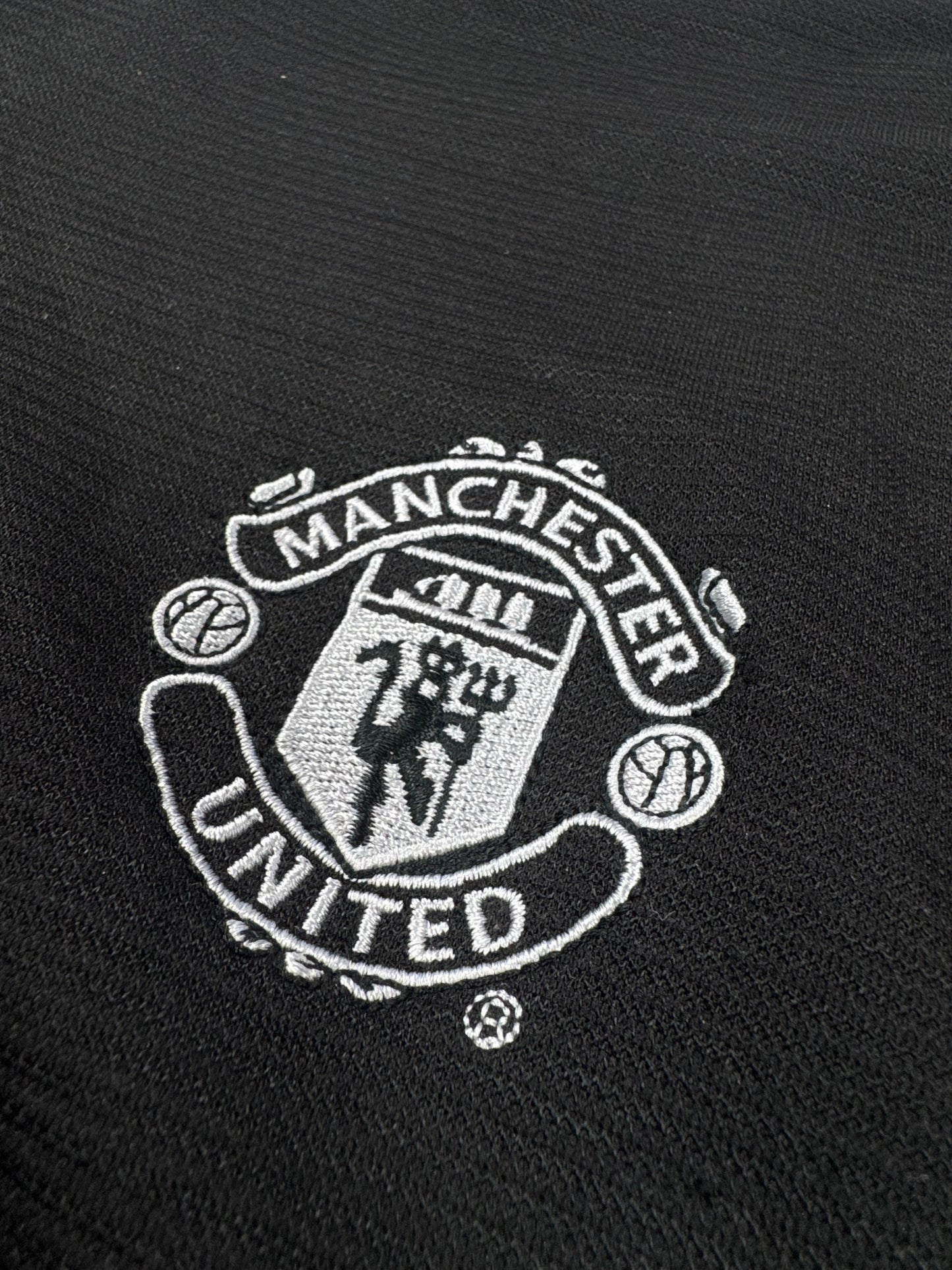 2002 UMBRO Manchester United GK jersey LONG SLEEVE-BARTHEZ 1