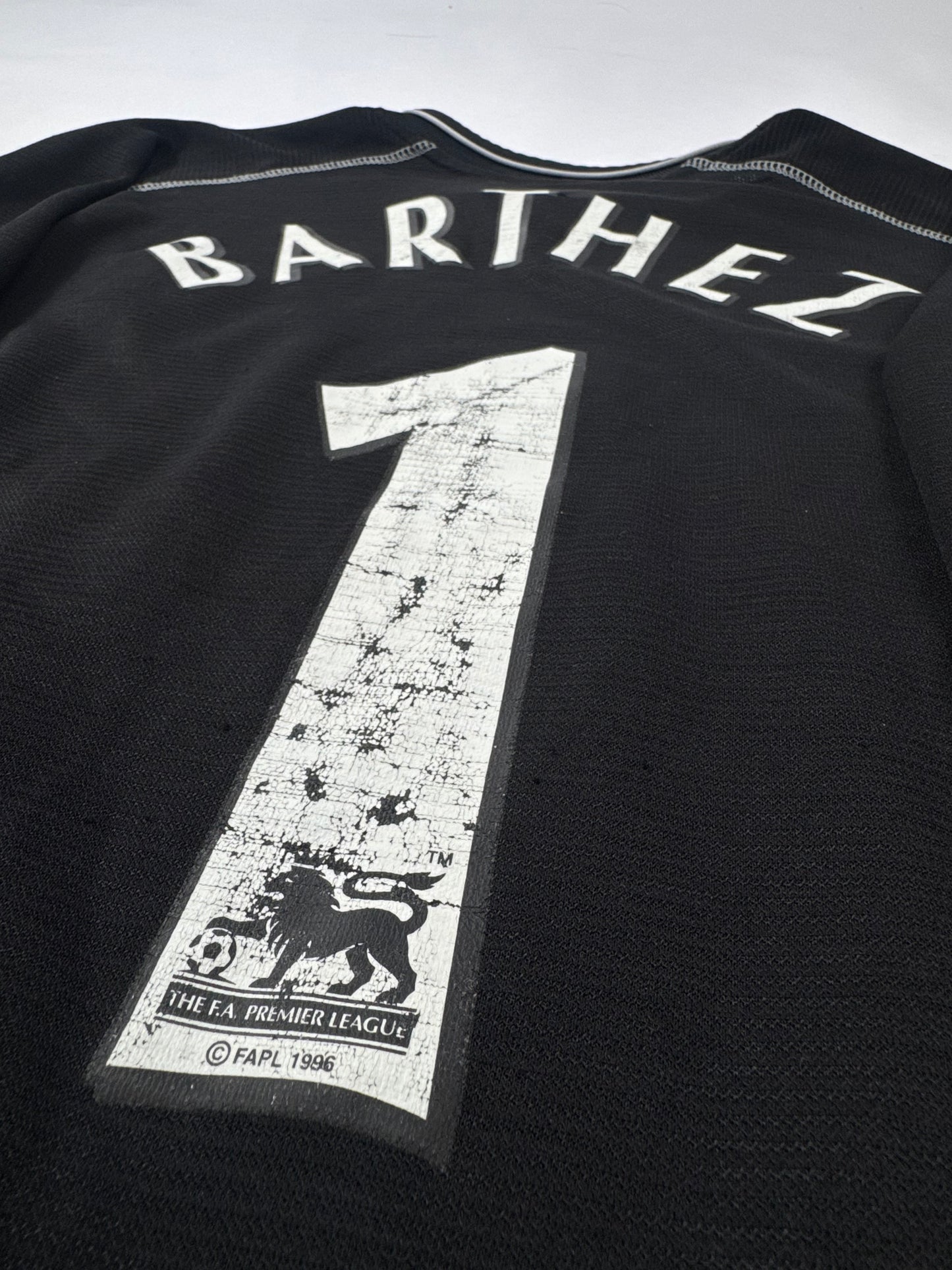 2002 UMBRO Manchester United GK jersey LONG SLEEVE-BARTHEZ 1