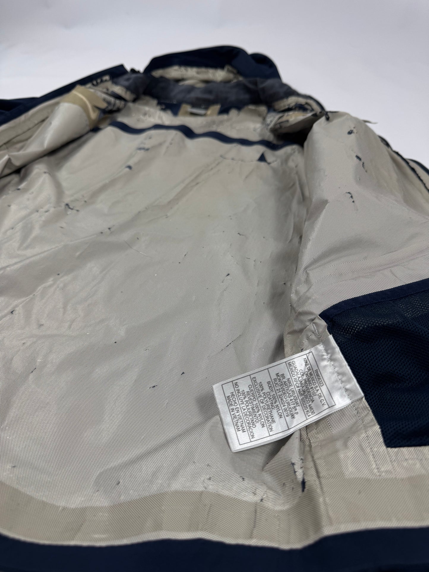 2006 NIKE Mexico TRAINING WINDBREAKER-UTILERIA TEAM ISSUE